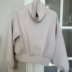 Lululemon Full Flourish Pullover Pale Pink Like New Size M